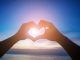 Amor romántico: qué es y por qué existe (de momento)