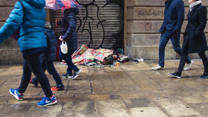 Las personas sin hogar viven menos que el resto de la población
