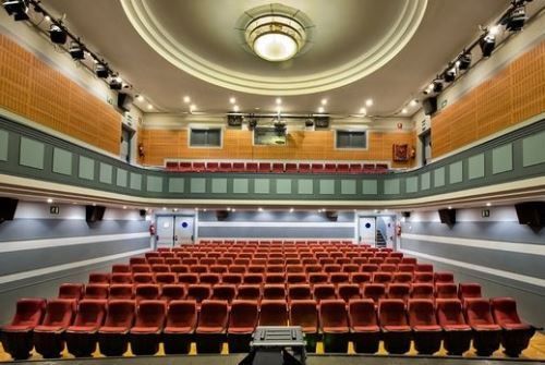 Mujeres cineastas con diferentes perspectivas centran la programación de marzo en la @Filmotecacant