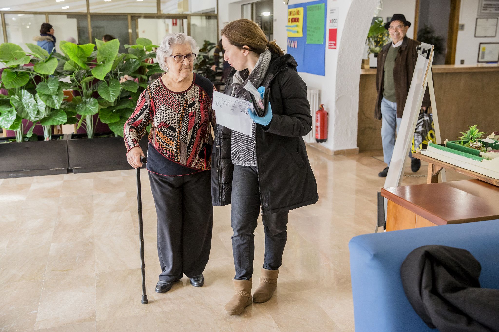 El 20% de los españoles mayores de 50 años es cuidador